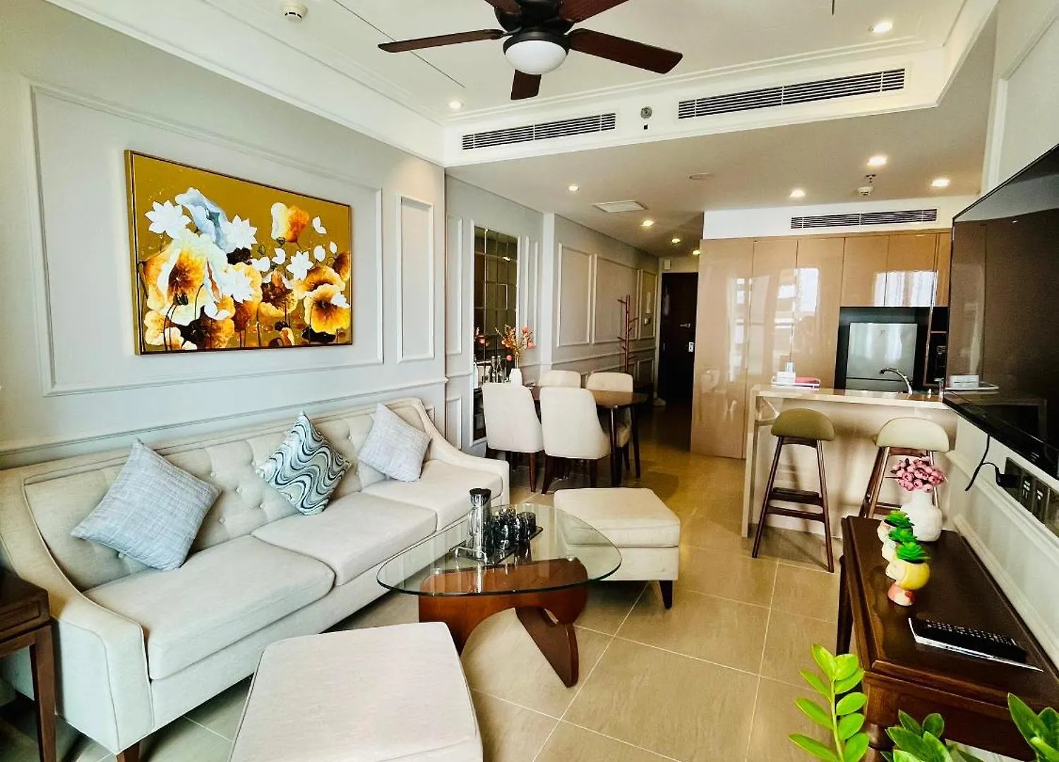 Luxury 2Bedroom Apartment With Ocean View 25Th Floor Da Nang